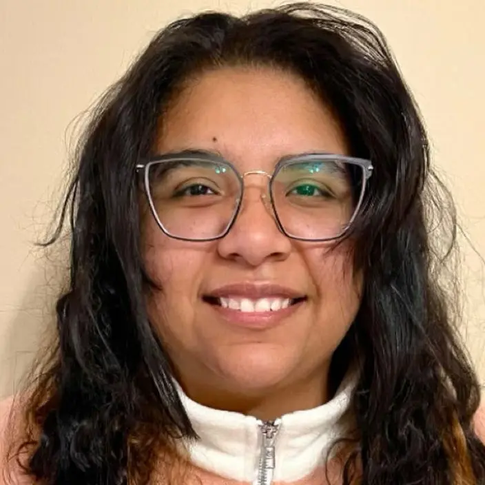 Mayra Pavon, Graphic Artist